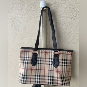 Burberry Vintage Authentic Nova Check Women's Shoulder Bag